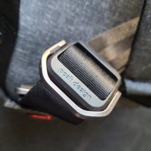 Peak Design Everyday Sling v1